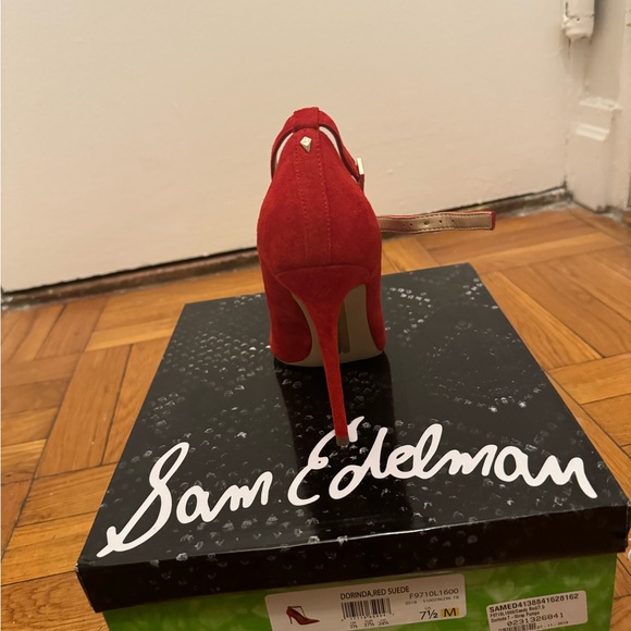 Sam Edelman Red Pointed Heels - Picture 3 of 5